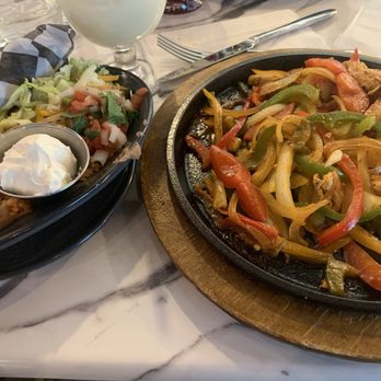 Mucho Gusto - Chicken fajitas - Mexican Near Me - Gambrills, Maryland Mucho Gusto - Chicken fajitas - Mexican Near Me - Gambrills, Maryland