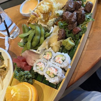 Benihana - Dulles - Sushi Bars Near Me - Town Ctr Dulles, Virginia