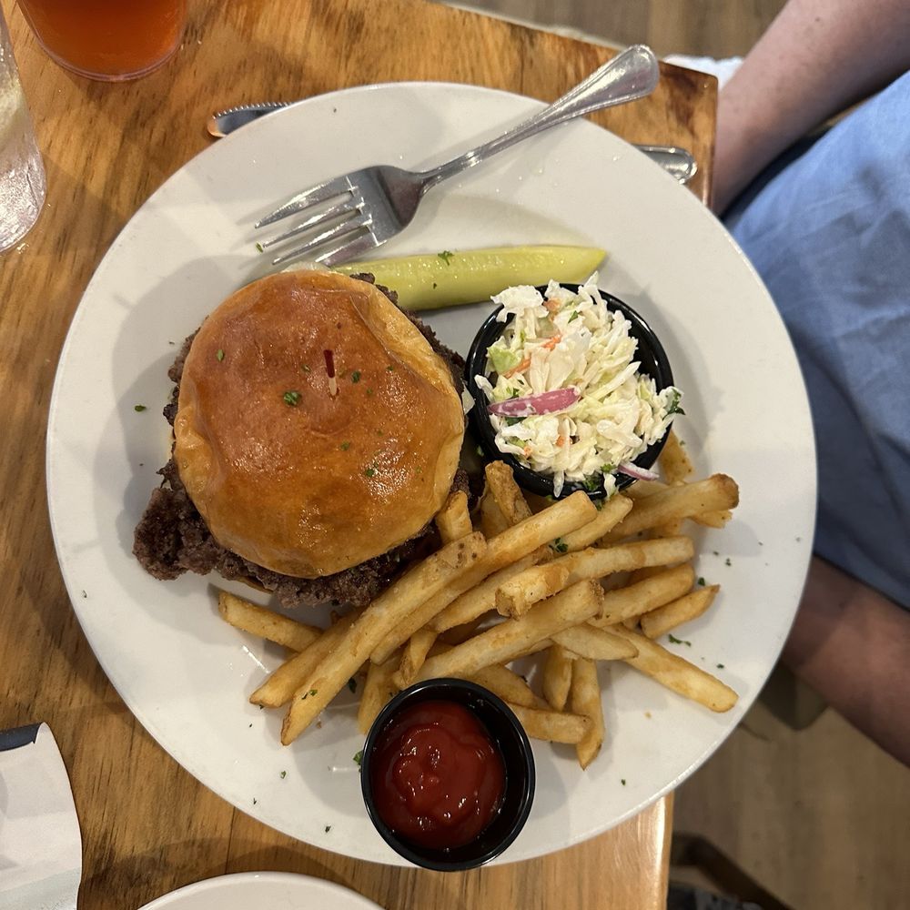 Rustic Table - Smash Burger - Southern Near Me - Pawleys Island, South Carolina Rustic Table - Smash Burger - Southern Near Me - Pawleys Island, South Carolina