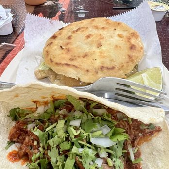 La Rancherita - Beef Birria taco and Gordita - Tacos Near Me - Baytown, Texas La Rancherita - Beef Birria taco and Gordita - Tacos Near Me - Baytown, Texas