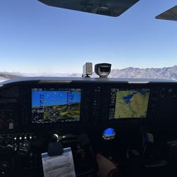 Cactus Aviation - Cessna cockpit