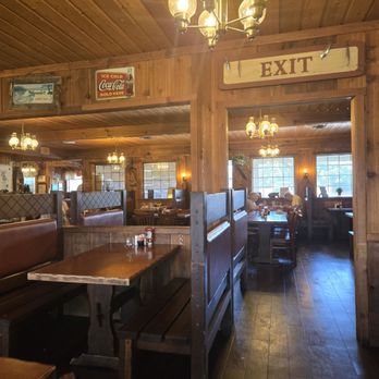 The Lakehouse - Inside - Seafood Near Me - Kerrville, Texas The Lakehouse - Inside - Seafood Near Me - Kerrville, Texas