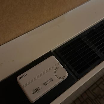 Golden Nugget Laughlin Hotel & Casino - AC feels like a swamp cooler. The room feels damp and wet. - Hotels Near Me - Laughlin, Nevada Golden Nugget Laughlin Hotel & Casino - AC feels like a swamp cooler. The room feels damp and wet. - Hotels Near Me - Laughlin, Nevada