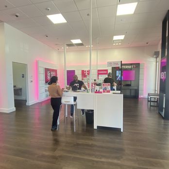 T-Mobile - Mobile Phones Near Me - Rancho Sta Marg, California T-Mobile - Mobile Phones Near Me - Rancho Sta Marg, California