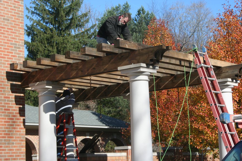 Slide of R E Moon Services