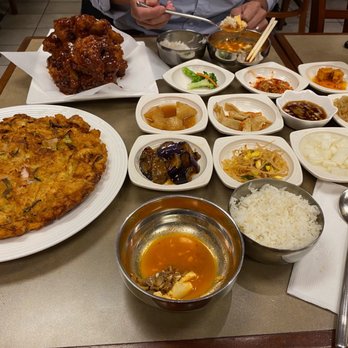 Hansang Tofu - Soon 16. Beef tofu Soup, 9. Sweet and Mild Fried Chicken, and 4. Hae Mul Pa Jeon. Plus banchan. - Korean Near Me - Milpitas, California Hansang Tofu - Soon 16. Beef tofu Soup, 9. Sweet and Mild Fried Chicken, and 4. Hae Mul Pa Jeon. Plus banchan. - Korean Near Me - Milpitas, California