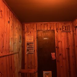 Jp's City Island - Old interior