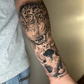 Zen Ink Tattoos - Zen Family tattoo artist. Tattoos, black and gray realism, tatuajes, micro realism , color tattoos - Tattoo Near Me - Indianapolis, Indiana