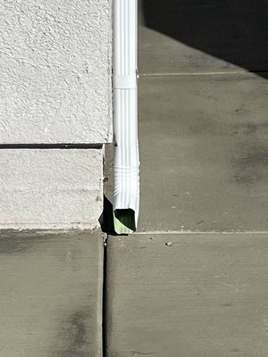 CCR Seamless Rain Gutters Logo