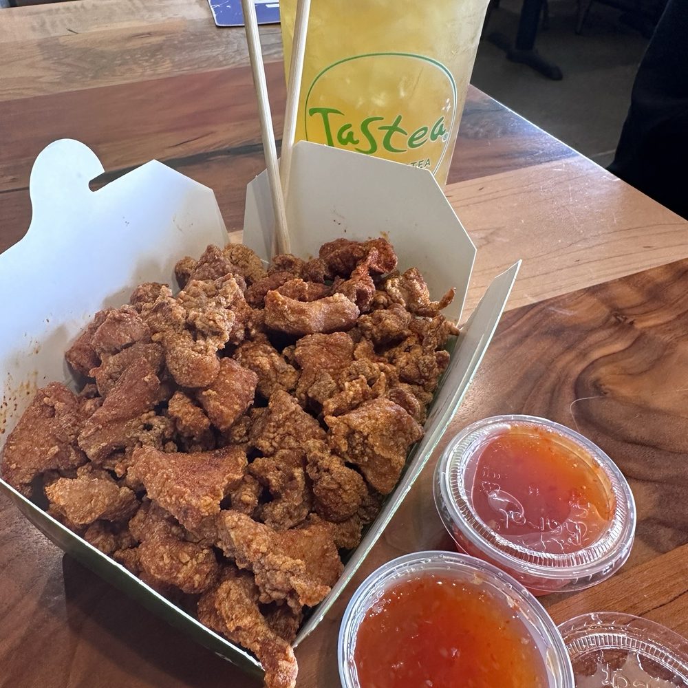 Tastea - Large Karate Chicken (medium spicy) - Bubble Tea Near Me - Riverside, California Tastea - Large Karate Chicken (medium spicy) - Bubble Tea Near Me - Riverside, California