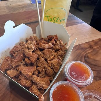 Tastea - Large Karate Chicken (medium spicy) - Bubble Tea Near Me - Riverside, California