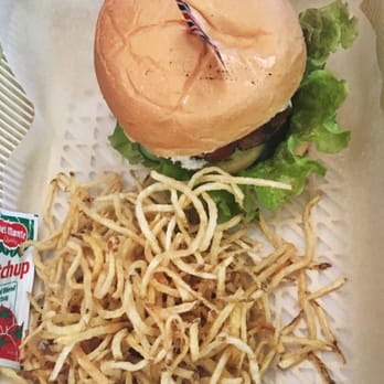 Ketchup Community - Canto - Canto Burger ! - Cafes Near Me - Luzon, BEN Ketchup Community - Canto - Canto Burger ! - Cafes Near Me - Luzon, BEN