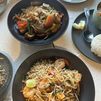 Khao Hom - Thai Near Me - Hayward, California Khao Hom - Thai Near Me - Hayward, California