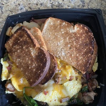 Black Bear Diner Downey - Joe's Hobo Omelette (620 cals.) - Diners Near Me - Downey, California