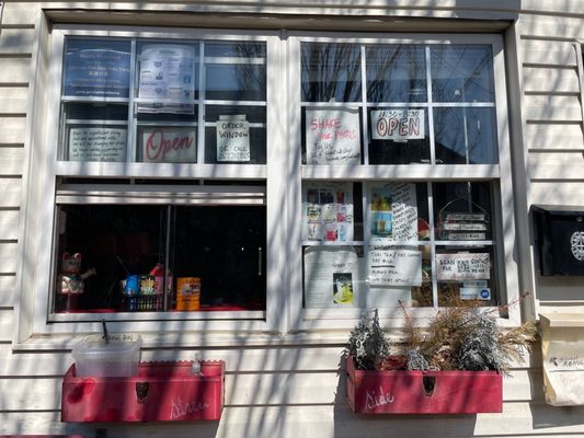 Streetside by null