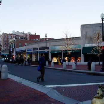 Brattle Square - Parks Near Me