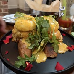 Zollie’s Jazz Cucina - Lump crab Benedict