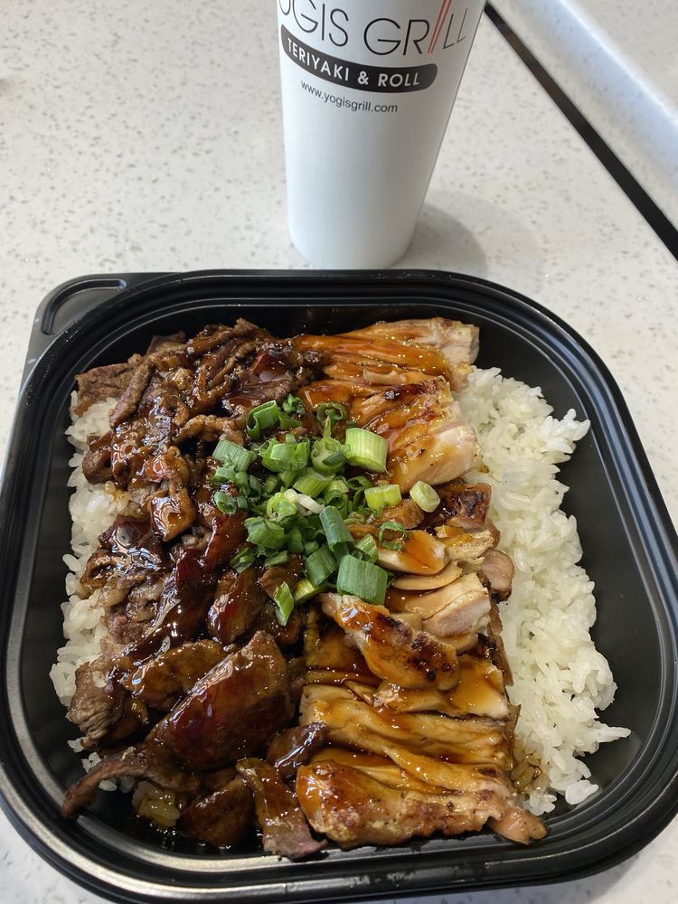 YOGIS GRILL Updated July 2024 69 Photos & 108 Reviews 929 N