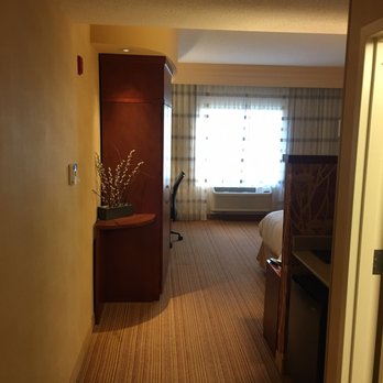 Courtyard by Marriott Boston-South Boston - Queen suite - Hotels Near Me - Boston, Massachusetts Courtyard by Marriott Boston-South Boston - Queen suite - Hotels Near Me - Boston, Massachusetts