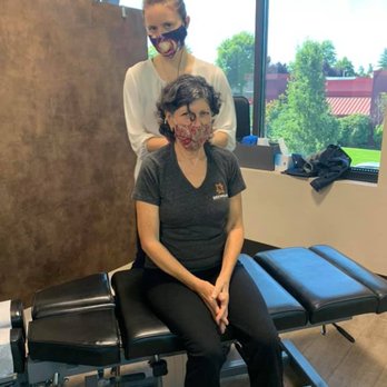 Pure Life Chiropractic - Dr Pam getting adjusted. - Chiropractors Near Me - Eugene, Oregon