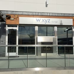 W XYZ Bar
