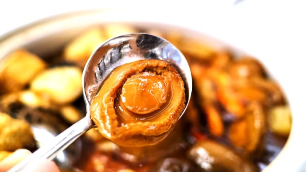 Wah Lok Cantonese Restaurant by null