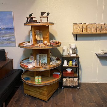 World Headquarters Cigars - Tobacco Shops Near Me - Chapel Hill, North Carolina