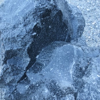 Obsidian Dome - Obsidian rock big enough to sit on - Hiking Near Me