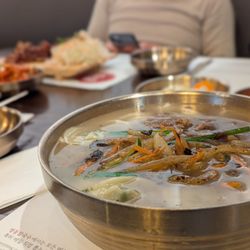 MD Noodle House - MD Kalguksu