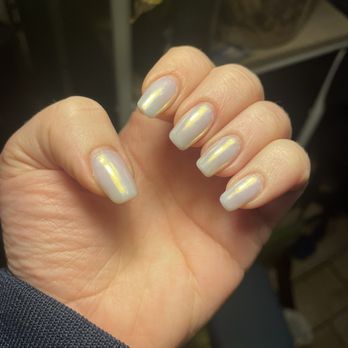 Bijou Nails & Spa - Nails after 2 weeks.. still looking good! - Eyelash Service Near Me - Glendale, California