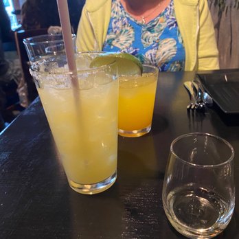 Nolia - Margarita, non-alcoholic Mango Mule, and a taste of bubbly. - Wine Bars Near Me - Centennial, Colorado
