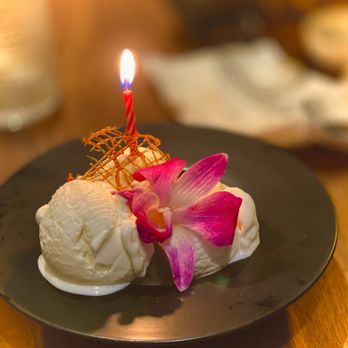 Star Leaf - Banyan Tree Ice Cream - Asian Fusion Near Me - Pasadena, California Star Leaf - Banyan Tree Ice Cream - Asian Fusion Near Me - Pasadena, California