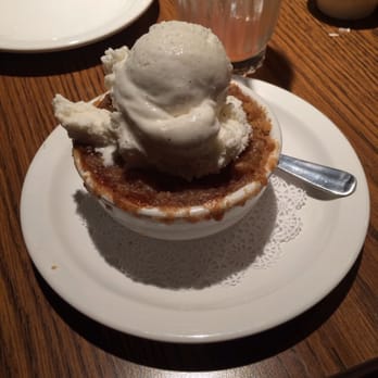 Mimi's Cafe - Petite apple crisp - American Near Me - Elk Grove, California
