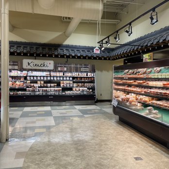 H Mart - Suwanee - Kimchi and prepared sides - Grocery Near Me - Suwanee, Georgia