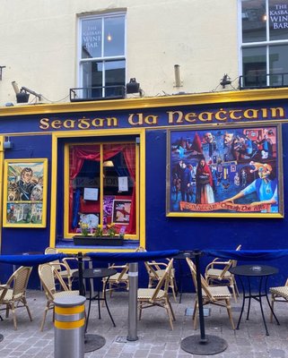 Tigh Neachtain by null