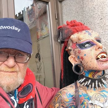 Floss - My new girlfriend from Floss -she doesn't talk much but she has a #Badass #attitude ! - Dive Bars Near Me - Copenhagen, 84 Floss - My new girlfriend from Floss -she doesn't talk much but she has a #Badass #attitude ! - Dive Bars Near Me - Copenhagen, 84