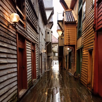 Bryggen - Landmarks & Historical Buildings Near Me - Bergen, 12
