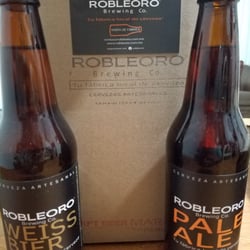 Robleoro Brewing Company - Got me a 4 pack of Pale Ale and Weiss Bier