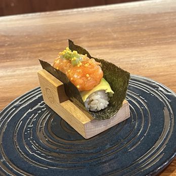 Sushi Tokoro - Salmon Hand Roll - Sushi Bars Near Me - New York, New York Sushi Tokoro - Salmon Hand Roll - Sushi Bars Near Me - New York, New York