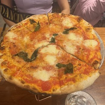 Kassi Beach - Margherita pizza - Italian Near Me - Las Vegas, Nevada