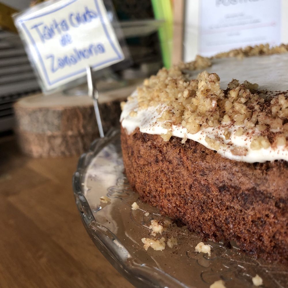 The Farmacy Cafe - Carrott cake to die for!!! - Vegan Near Me - Marbella, Massachusetts