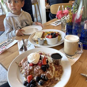 Bloom - Croissant French Toast - American Near Me - Santa Clara, California Bloom - Croissant French Toast - American Near Me - Santa Clara, California