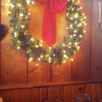 Glarner Stube - It's like a country Christmas at Glarner Stube around the holidays - American Near Me - New Glarus, Wisconsin Glarner Stube - It's like a country Christmas at Glarner Stube around the holidays - American Near Me - New Glarus, Wisconsin