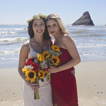 Madelyn's Flowers & Gifts - Flowers - Florists Near Me - Veneta, Oregon Madelyn's Flowers & Gifts - Flowers - Florists Near Me - Veneta, Oregon