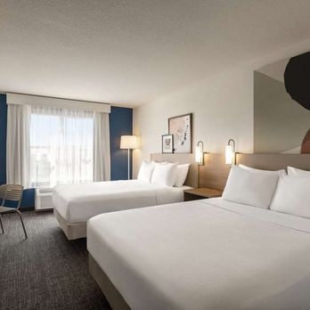 Spark by Hilton Orlando Universal Blvd - Guest room - Hotels Near Me - Orlando, Florida Spark by Hilton Orlando Universal Blvd - Guest room - Hotels Near Me - Orlando, Florida