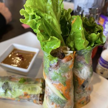 Old Saigon Cafe - Spring Roll with Grilled Pork (4) - Vietnamese Near Me - Houston, Texas
