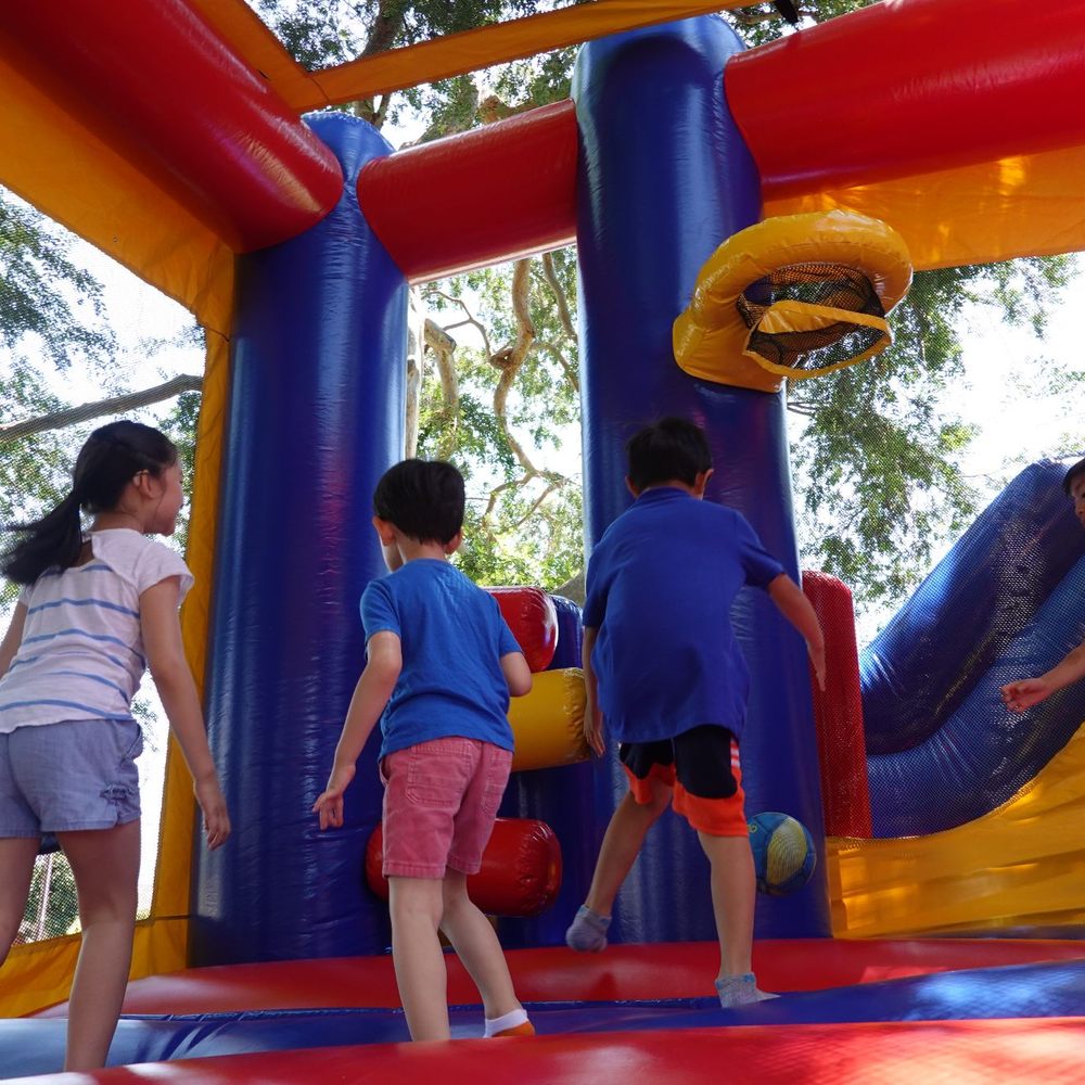 Cal Jump - Inside the 5 in 1 Combo - Bounce House Rentals Near Me - Redondo Beach, California