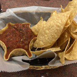 Mi Casa Mexican Restaurant - The chips & salsa was the highlight - crunchy chips and delicious, mild salsa.