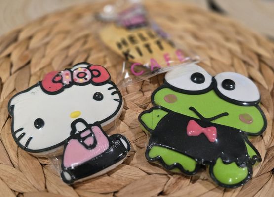 Hello Kitty Cafe by null