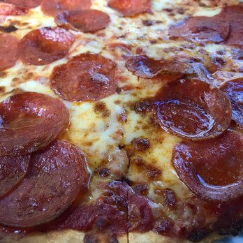 Mike's Pizza & More - Another great option for thin crust pizza in this part of town. - Pizza Near Me - Holland, Ohio